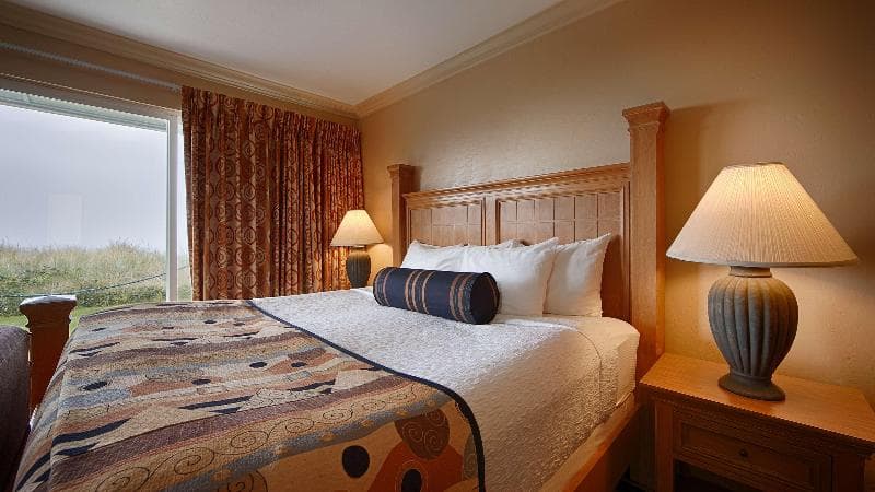 Lincoln Sands Oceanfront Resort, Ascend Hotel Collection 4
