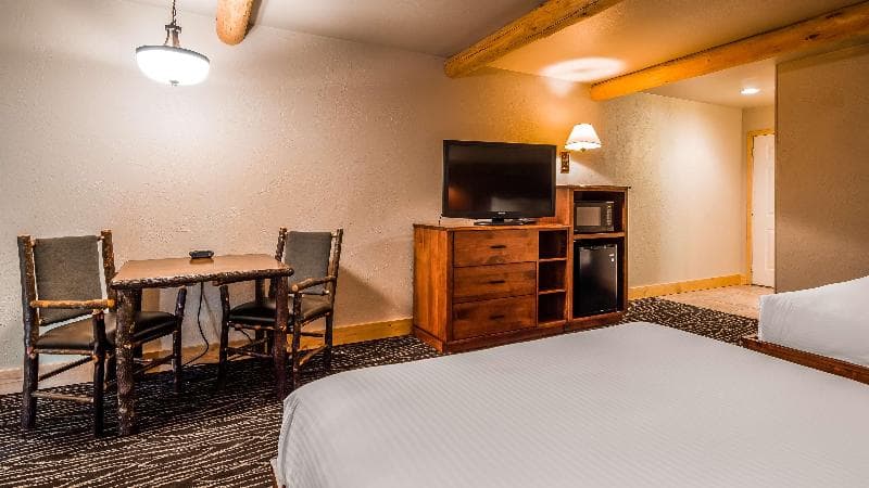 Best Western Ponderosa Lodge 3
