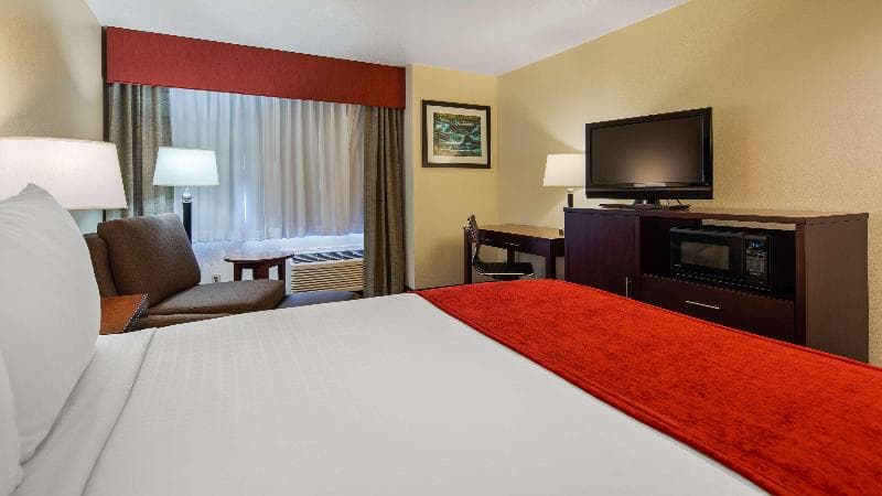 Best Western Pony Soldier Inn - Airport 4