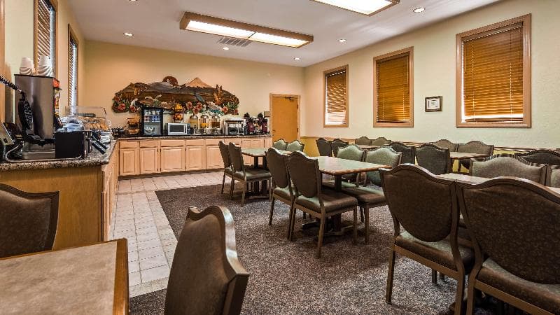 Best Western Inn at the Rogue 2