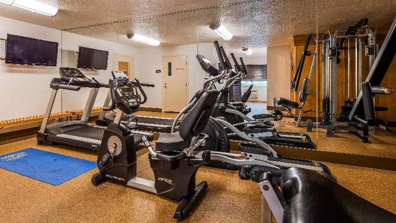 Best Western Plus Grand Manor Inn 2