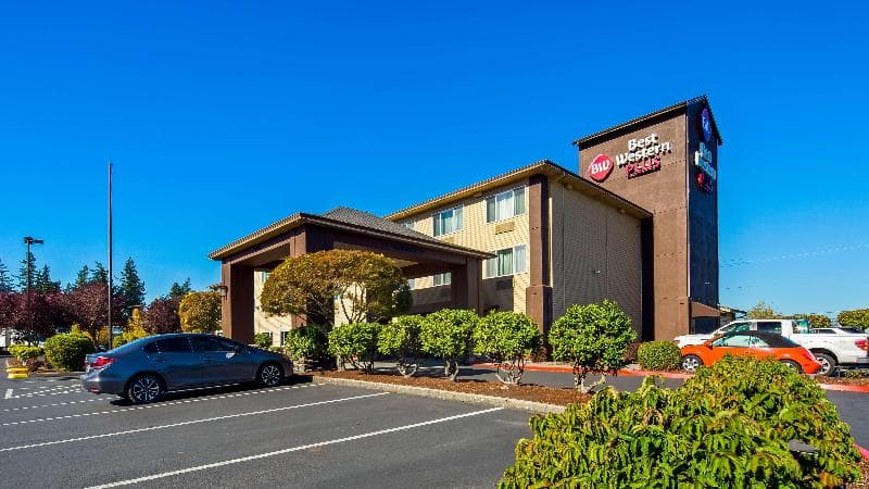 Best Western Plus Cascade Inn & Suites photo 1