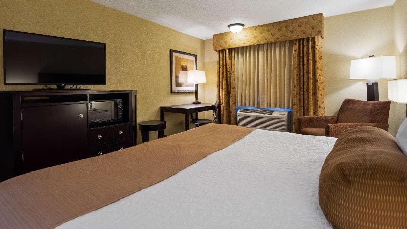 Lloyd Hotel Astoria Bayfront, Ascend Hotel Collection 4