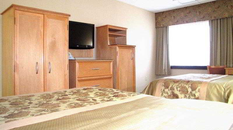 Econo Lodge 5
