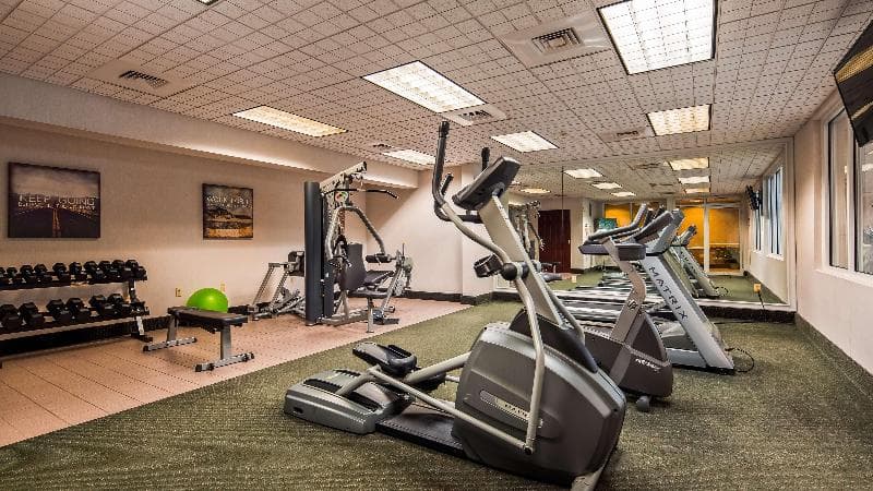 Best Western Plus Country Cupboard Inn 2