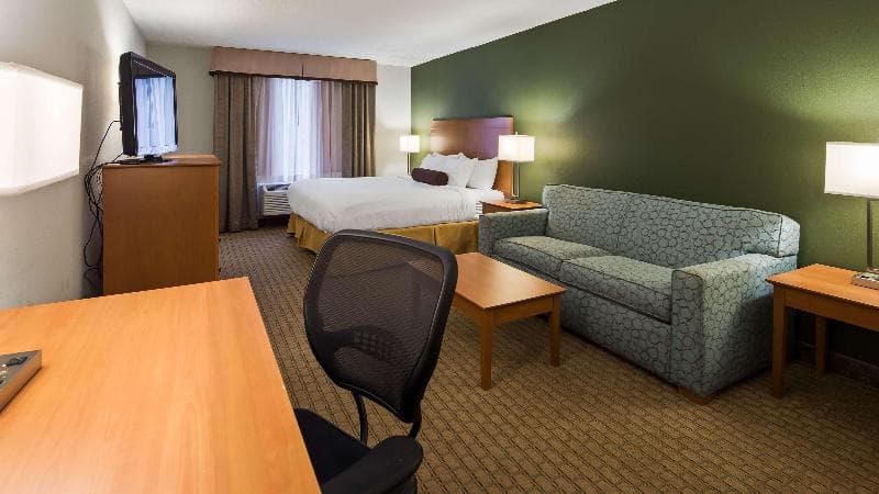 Best Western Garden Inn 3