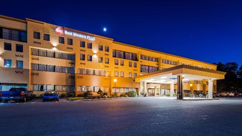 Best Western Plus Reading Inn & Suites photo 1