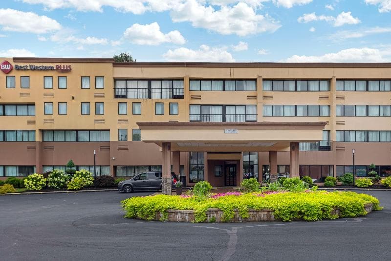 Best Western Plus Reading Inn & Suites 3