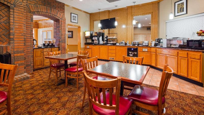 Best Western West Greenwich Inn 3