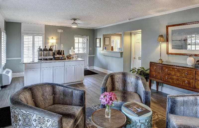 Best Western Sea Island Inn 2