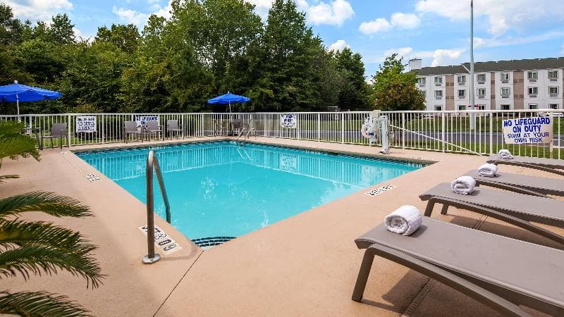 Best Western Carowinds 4