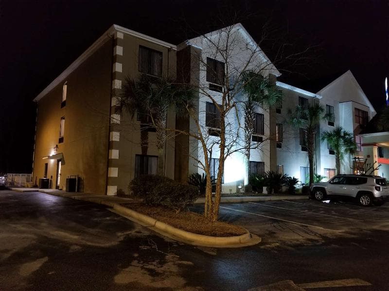 Best Western Magnolia Inn & Suites 4