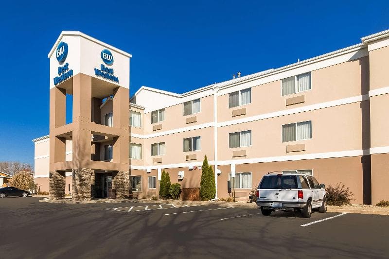 Best Western Empire Towers 4