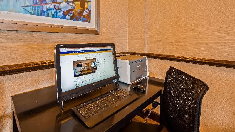 Best Western Newport Inn photo 1