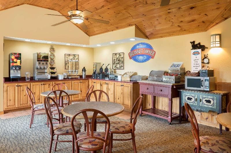 Baymont by Wyndham Sevierville Pigeon Forge 3