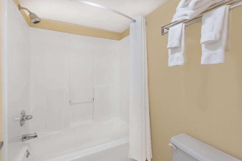 Baymont by Wyndham Sevierville Pigeon Forge 4