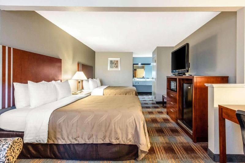 Quality Inn photo 1