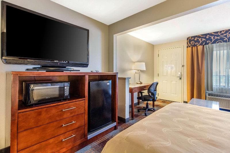 Quality Inn 2