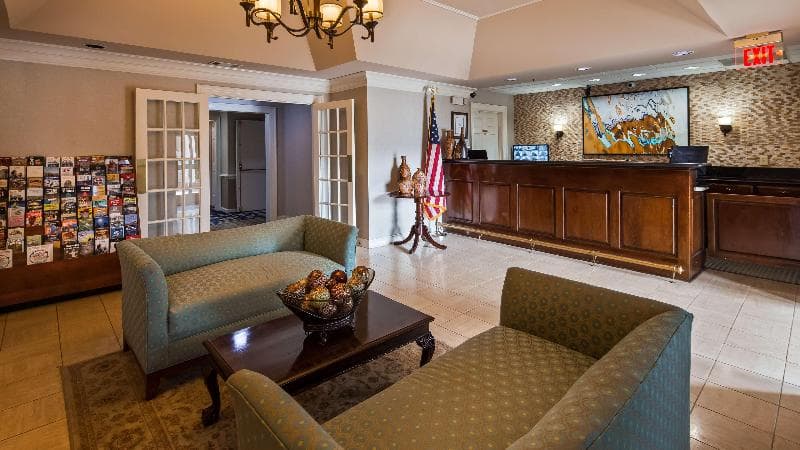 Best Western Spring Hill Inn & Suites 5