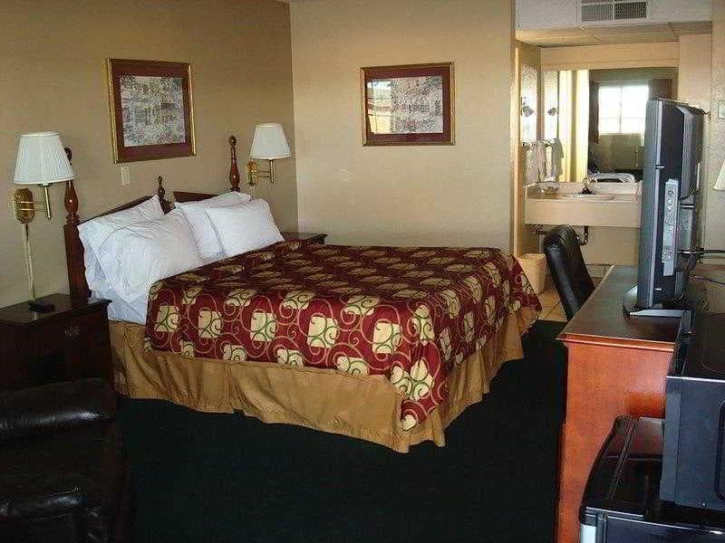 Americas Best Value Inn & Suites Vega photo 1