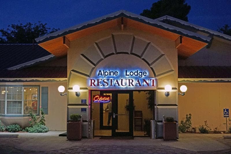 Best Western Swiss Clock Inn 5
