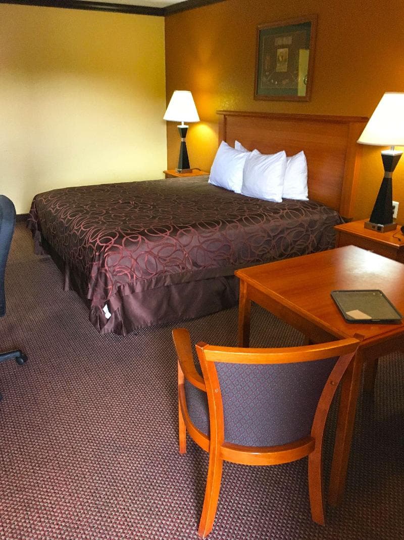 Americas Best Value Inn photo 1
