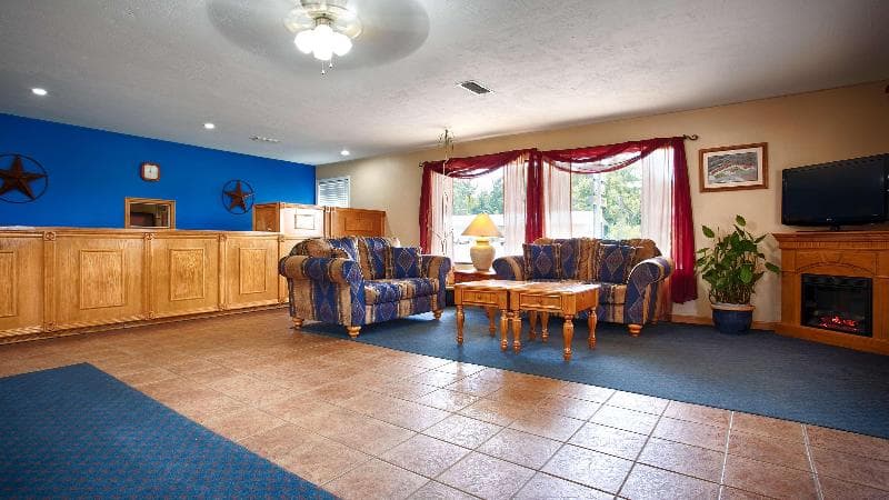 Best Western Palestine Inn 5