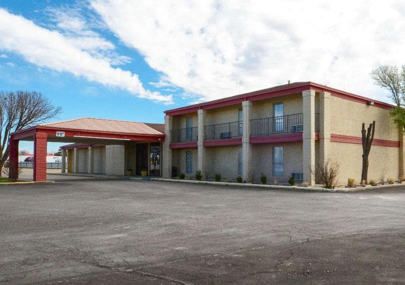 Quality Inn 4