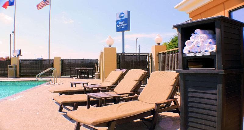 Best Western Inn & Suites 5