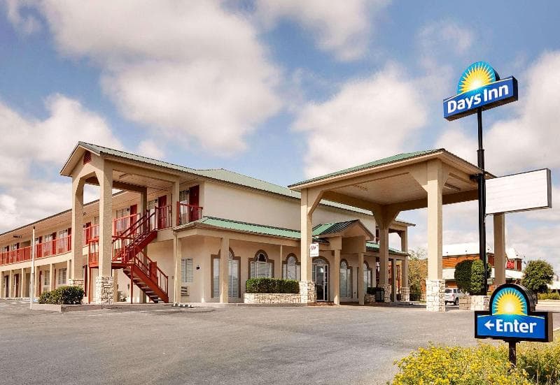 Days Inn by Wyndham San Angelo 5