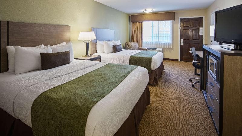 Best Western Inn of Brenham 4