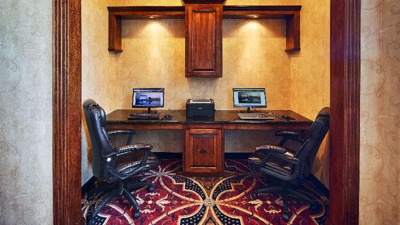 Best Western Plus Southpark Inn & Suites main