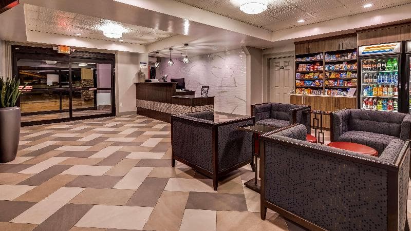 Best Western Plus Heritage Inn 5