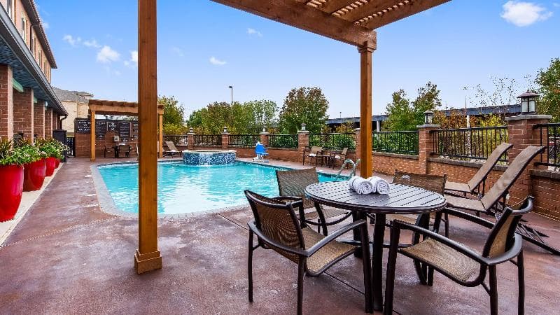 Best Western Plus DFW Airport Suites 5