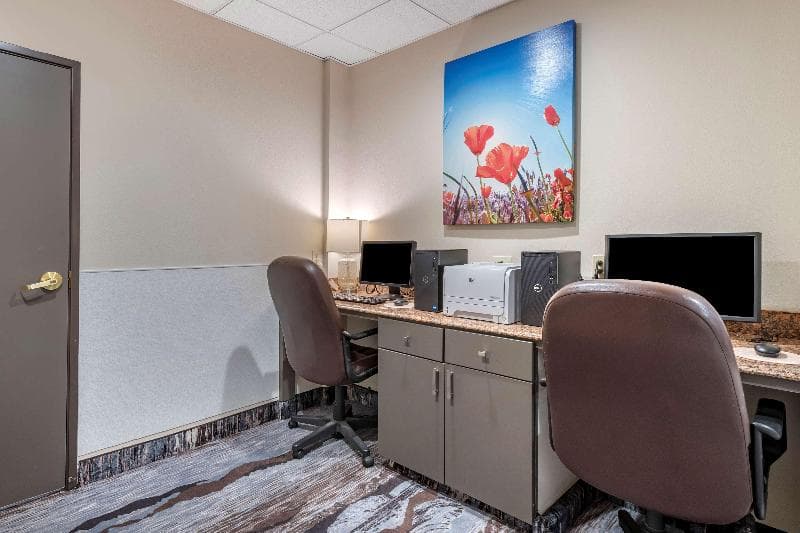 Best Western Plus McKinney Inn & Suites 5