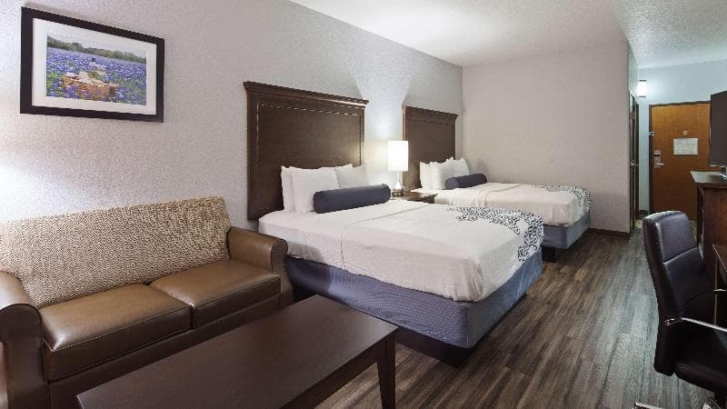 Best Western Plus Fredericksburg 3