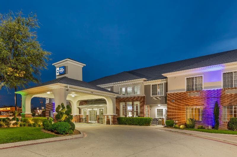 Best Western Fort Worth Inn & Suites photo 1
