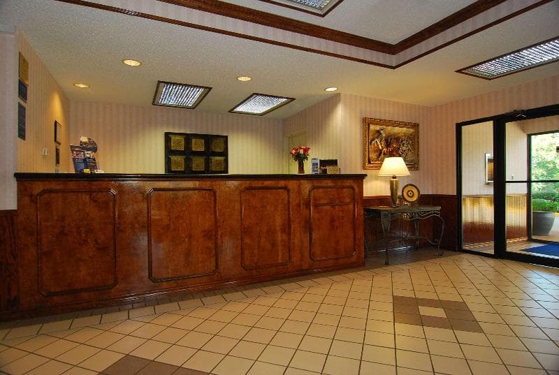 Best Western Lindale Inn 5