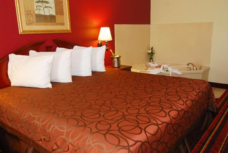 Best Western Lindale Inn 4