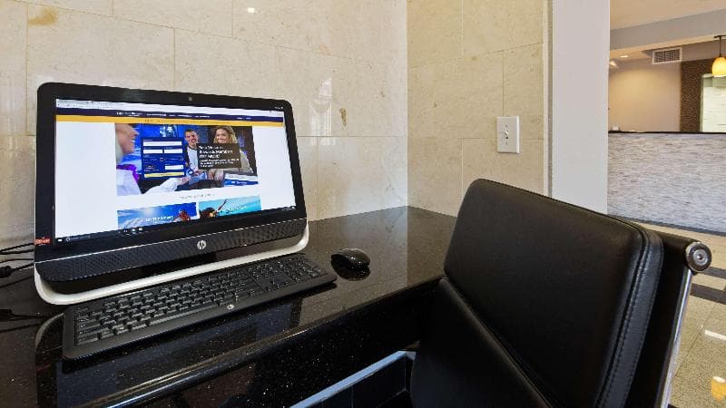 Best Western Roanoke Inn & Suites 5