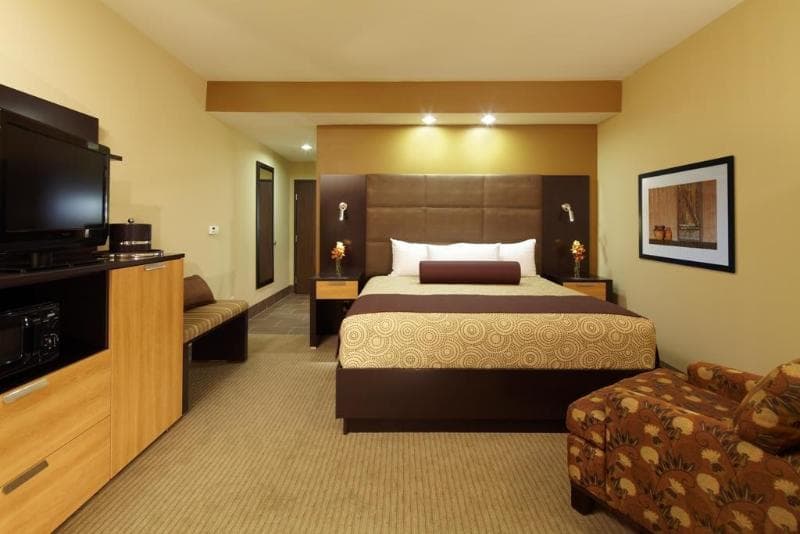 Best Western Premier Bryan College Station photo 1
