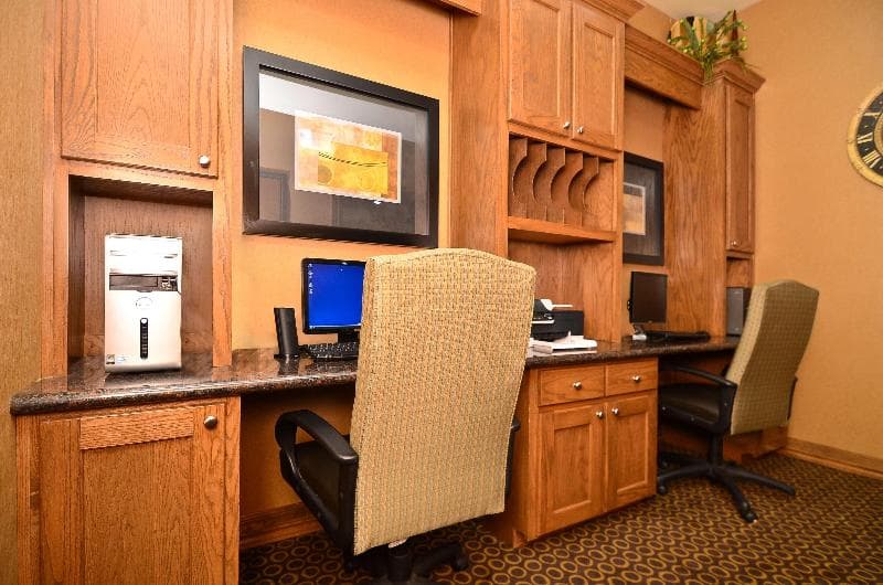 Best Western Plus Christopher Inn & Suites photo 1
