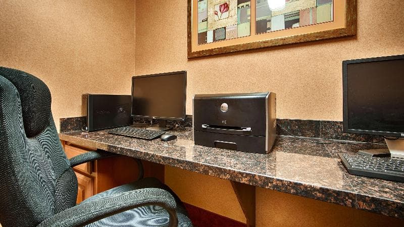 Best Western Plus San Antonio East Inn & Suites photo 1