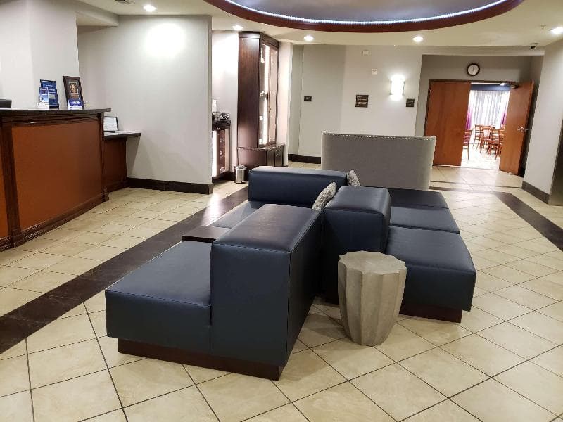 Best Western Plus San Antonio East Inn & Suites 4