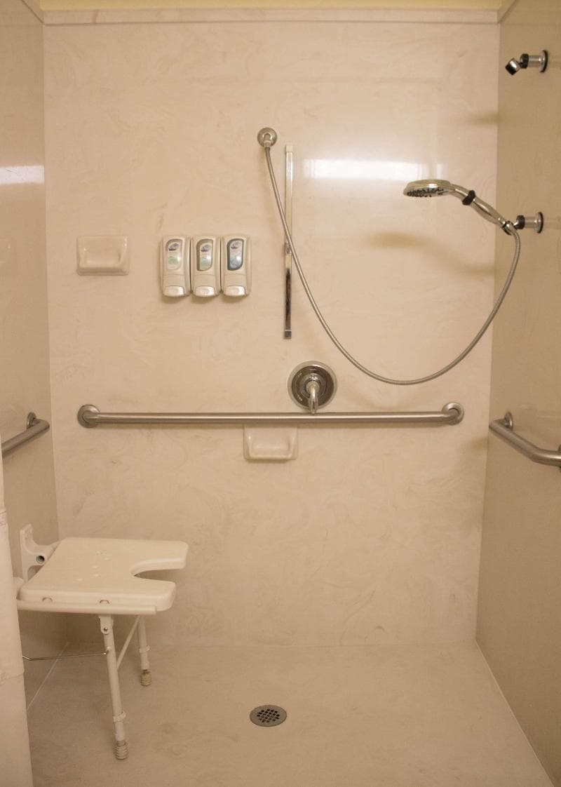 Best Western Plus San Antonio East Inn & Suites 3