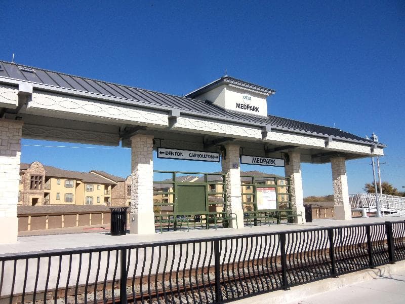 Best Western Premier Crown Chase Inn & Suites 2