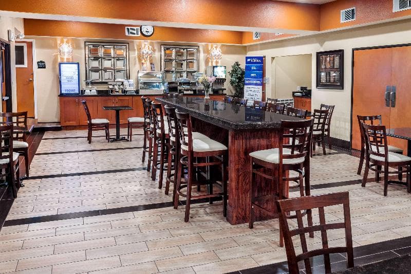 Best Western Plus Rockwall Inn & Suites 2