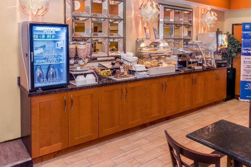 Best Western Plus Rockwall Inn & Suites 5