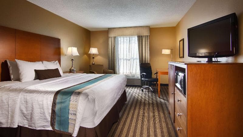 Best Western Plus Seawall Inn & Suites by the Beach 3