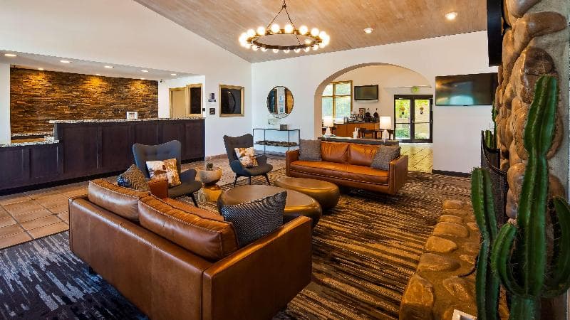 Best Western Plus CottonTree Inn 2